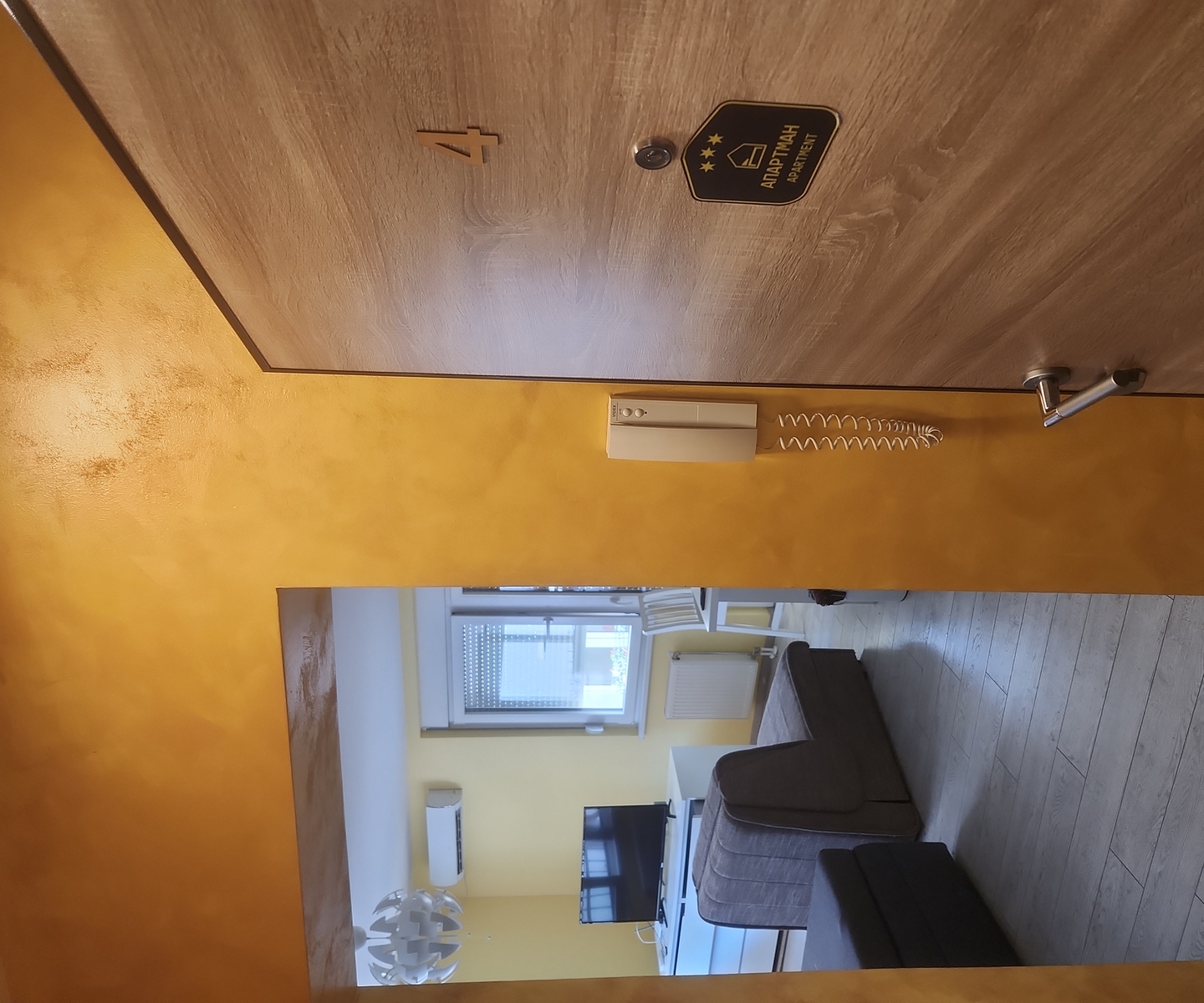 5_live_apartmans