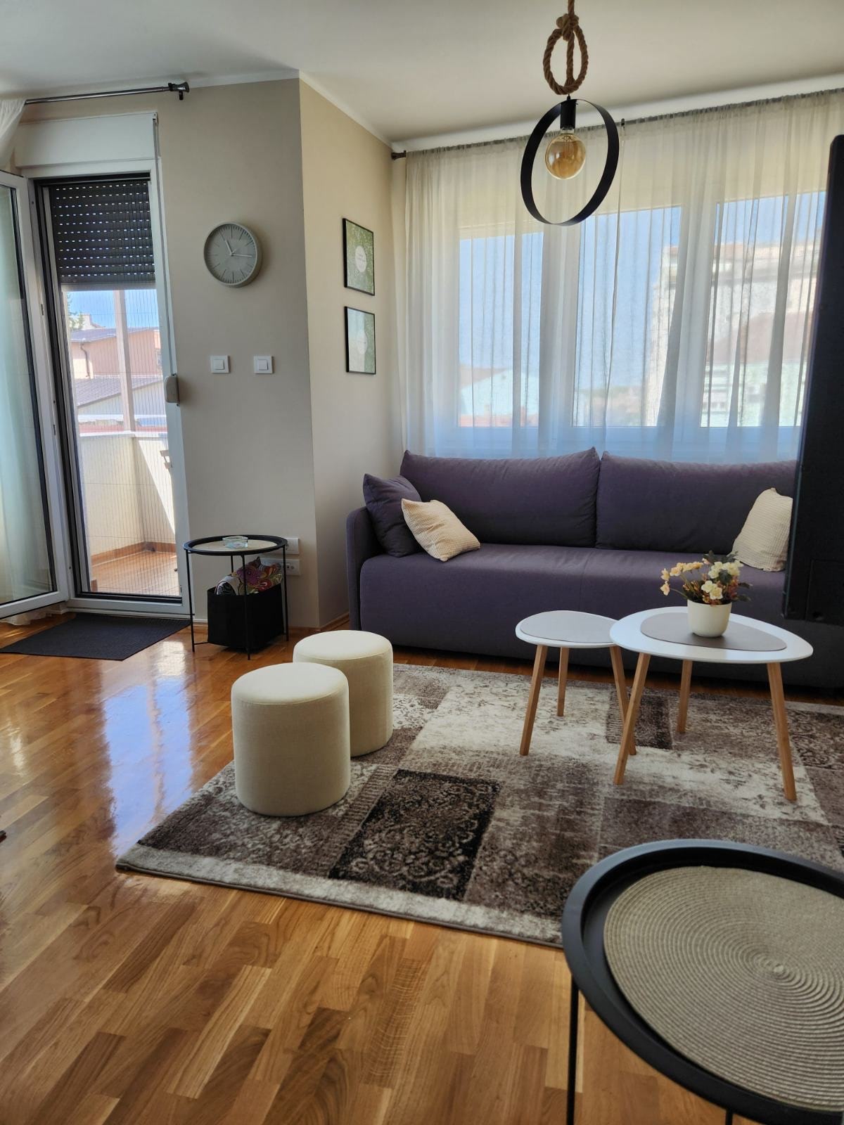 21_live_apartmans